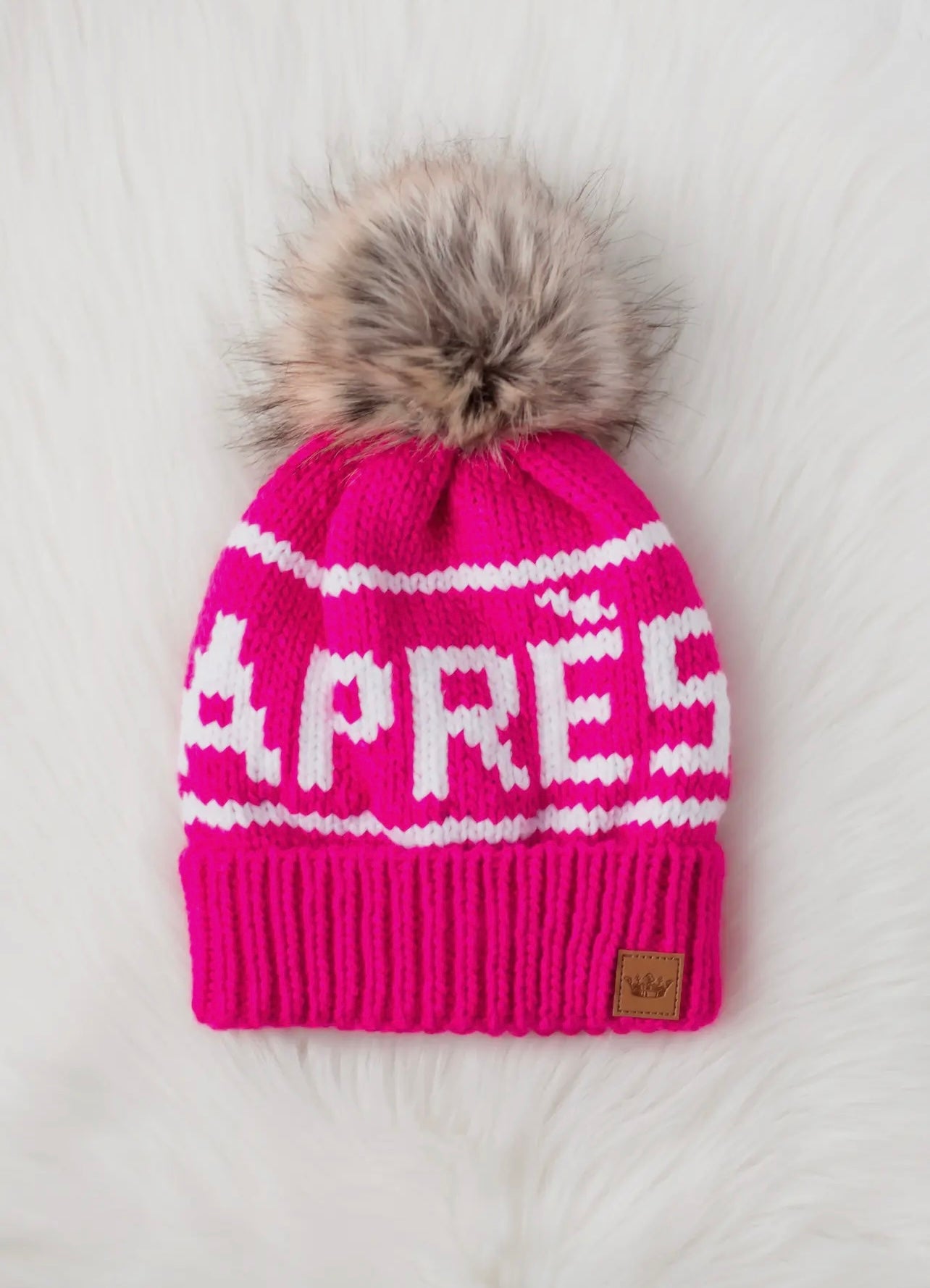 Après Knit Hat with Faux Fur Pom Après Knit Hat with Faux Fur Pom
