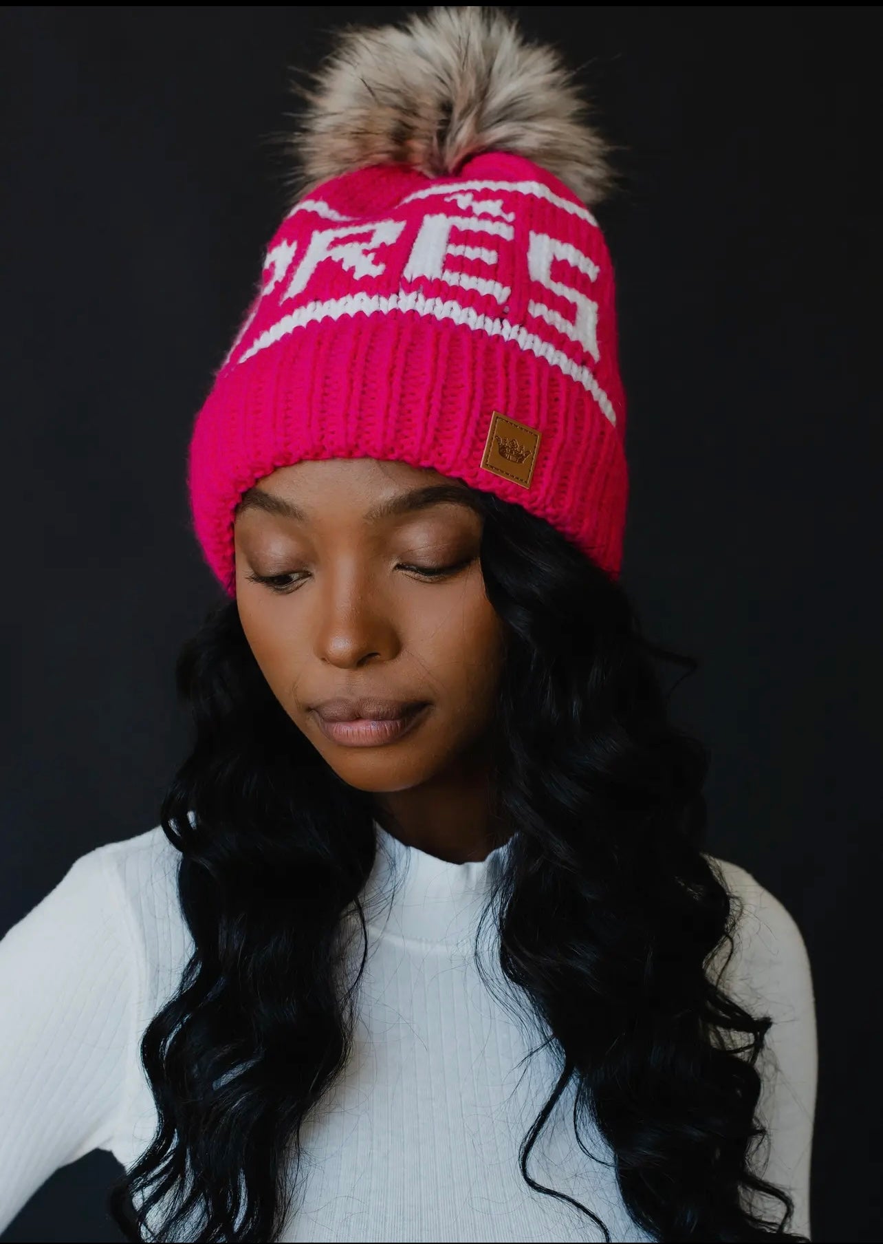 Après Knit Hat with Faux Fur Pom Après Knit Hat with Faux Fur Pom