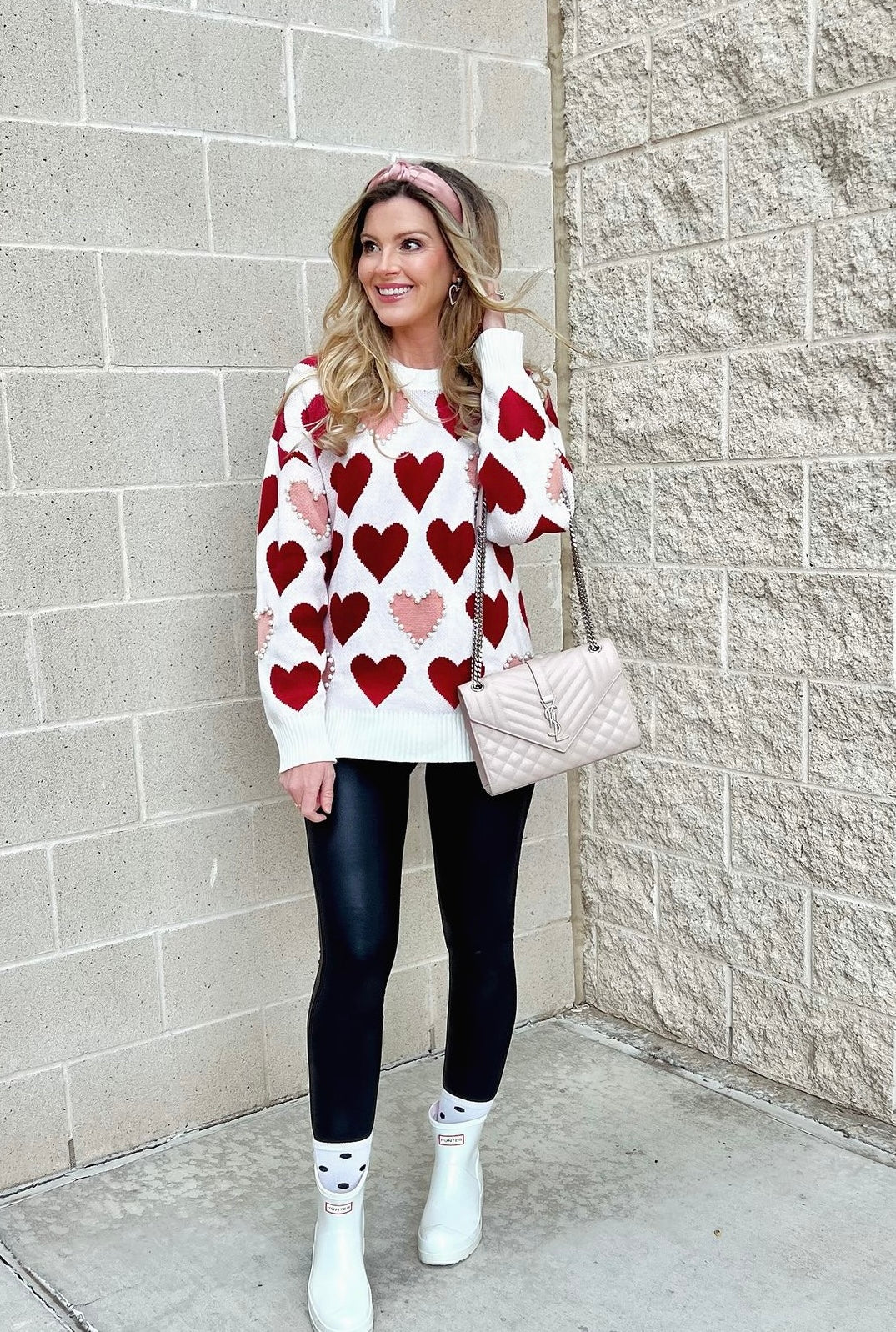 Heart Pattern Pearl Detail Knit Sweater Heart Pattern Pearl Detail Knit Sweater
