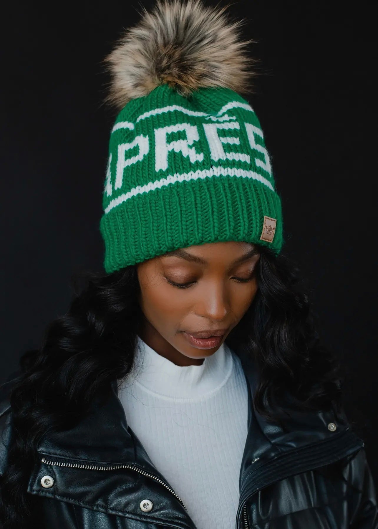 Après Knit Hat with Faux Fur Pom Après Knit Hat with Faux Fur Pom