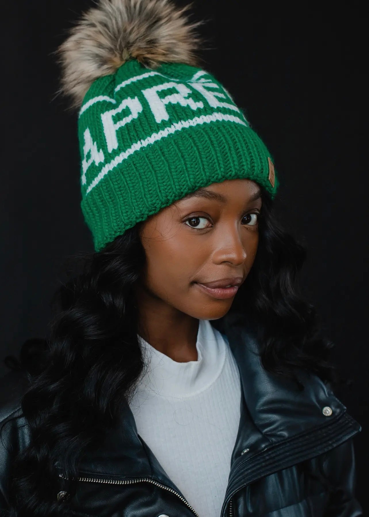 Après Knit Hat with Faux Fur Pom Après Knit Hat with Faux Fur Pom