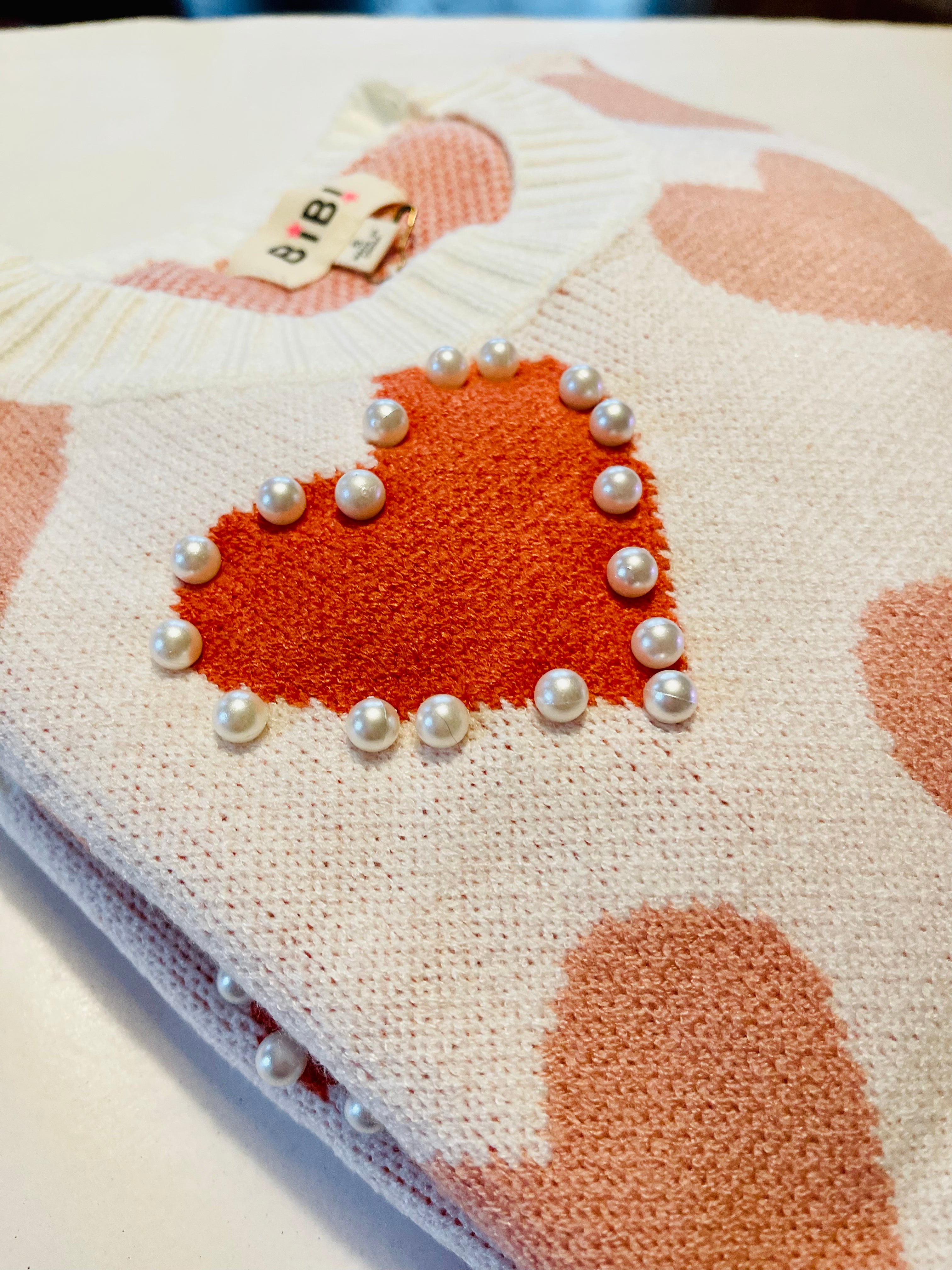 Heart Pattern Pearl Detail Knit Sweater Heart Pattern Pearl Detail Knit Sweater